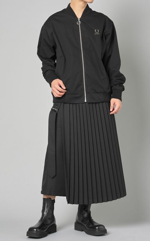 フォールドプリーツパンツ