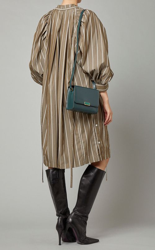 CAISSIEレザークロスボディバッグ