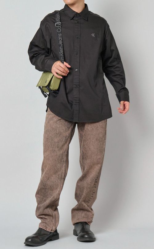 フラップショルダーバッグ