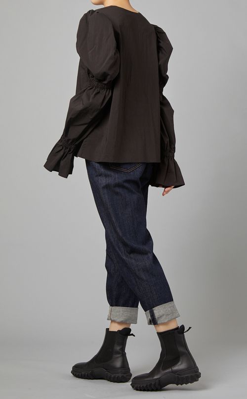 パフスリーブシャツ