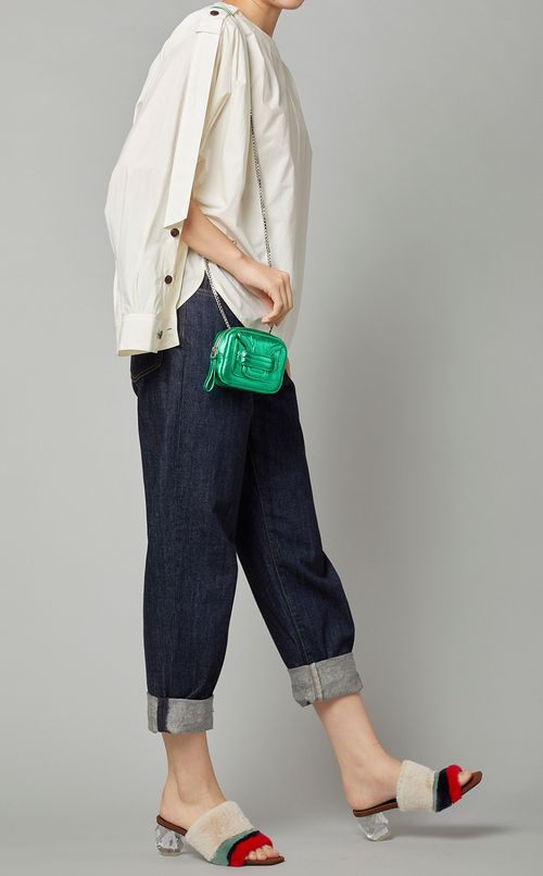 クルーネックオープンスリーブブラウス