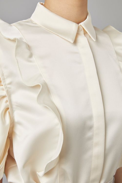 ボリュームスリーブシャツ