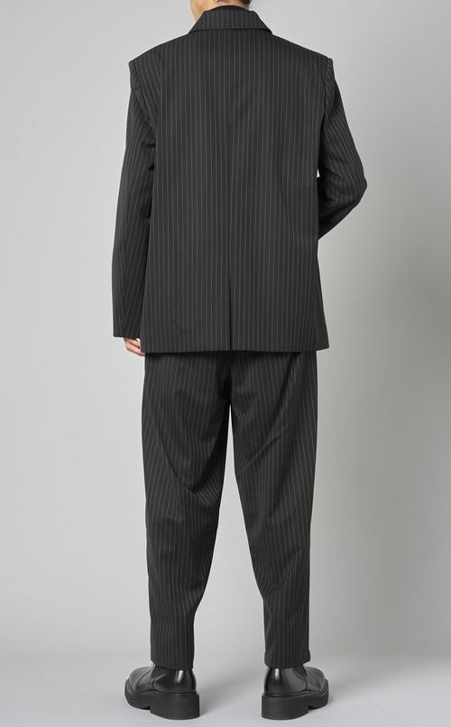 ピークドラペルセミダブルジャケット