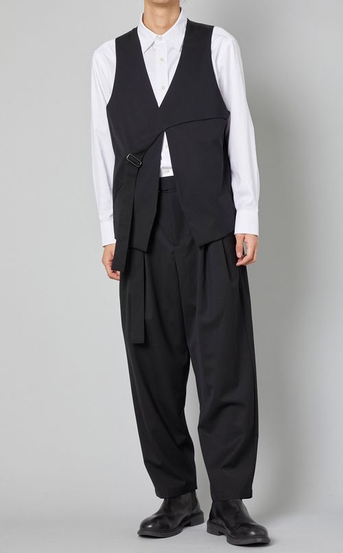 ベルテッドテーパードトラウザー