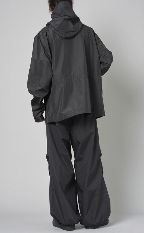 ウインドストッパージャケット