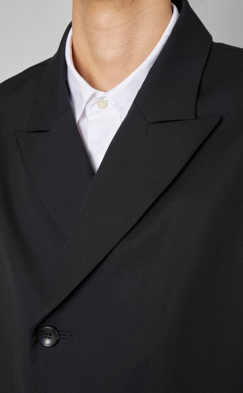 ピークドラペルセミダブルジャケット