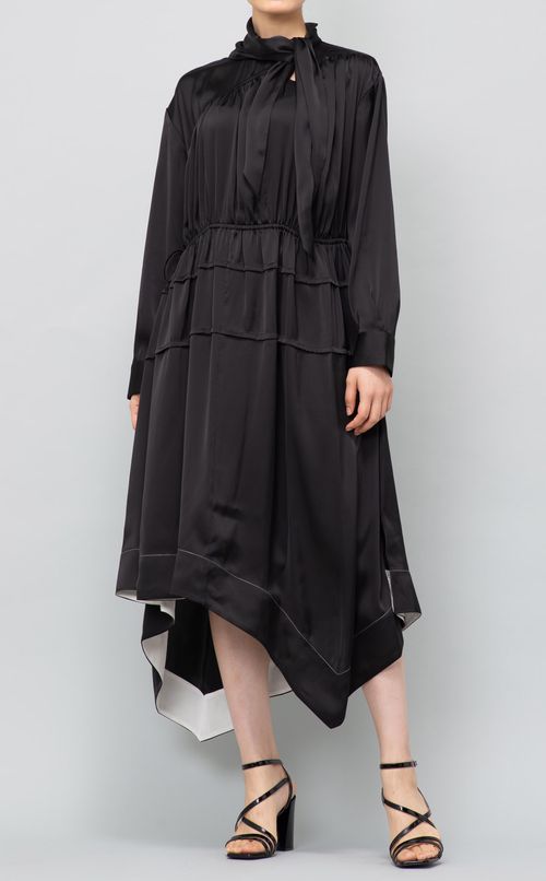 ネックスカーフ付ワンピース