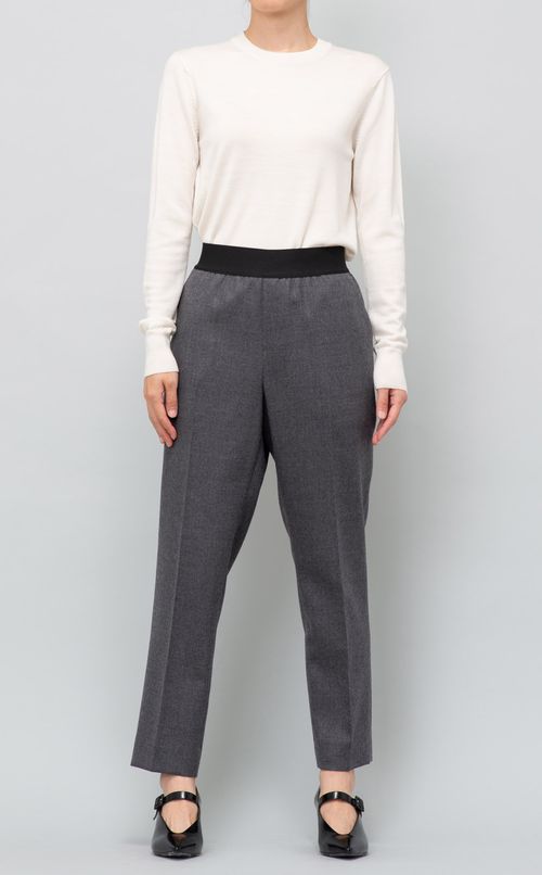 テーパードクロップドパンツ