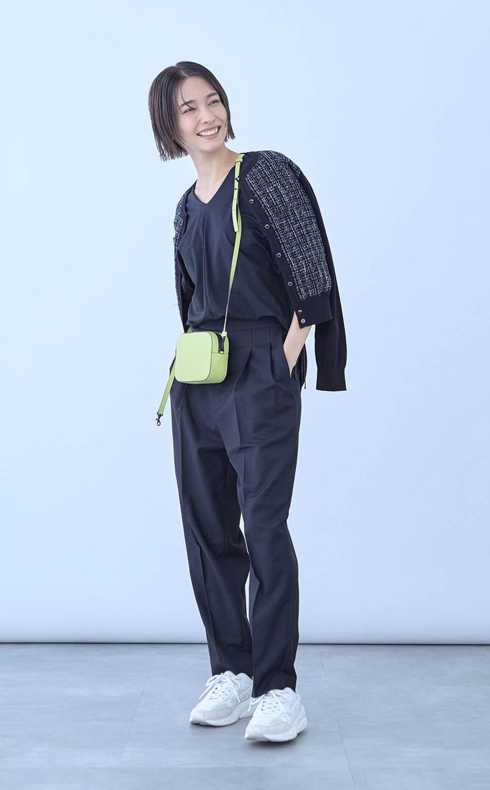 ハイウェストテーパードパンツ