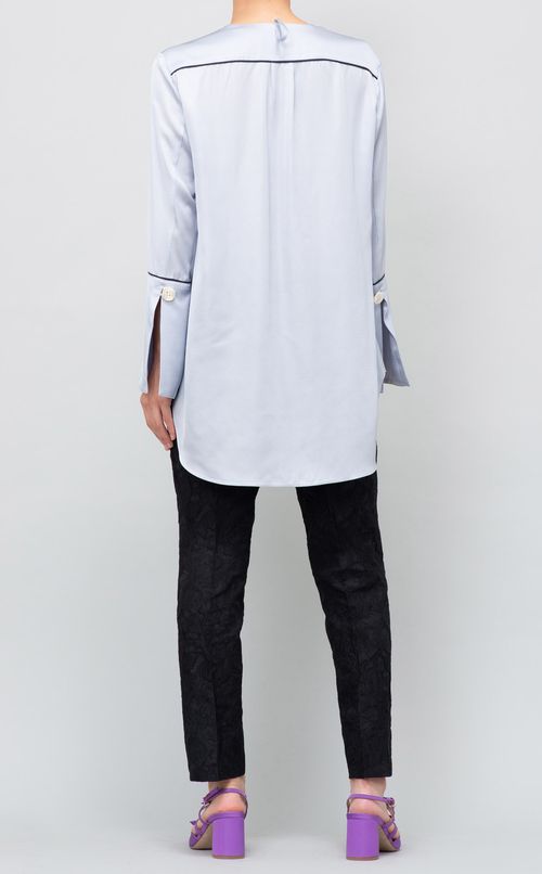 バイカラーパイピングブラウス