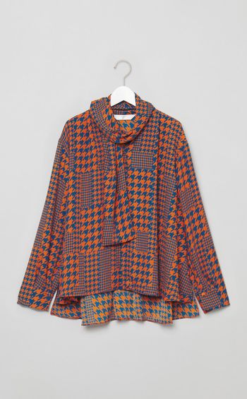 千鳥柄プリントデザインブラウス