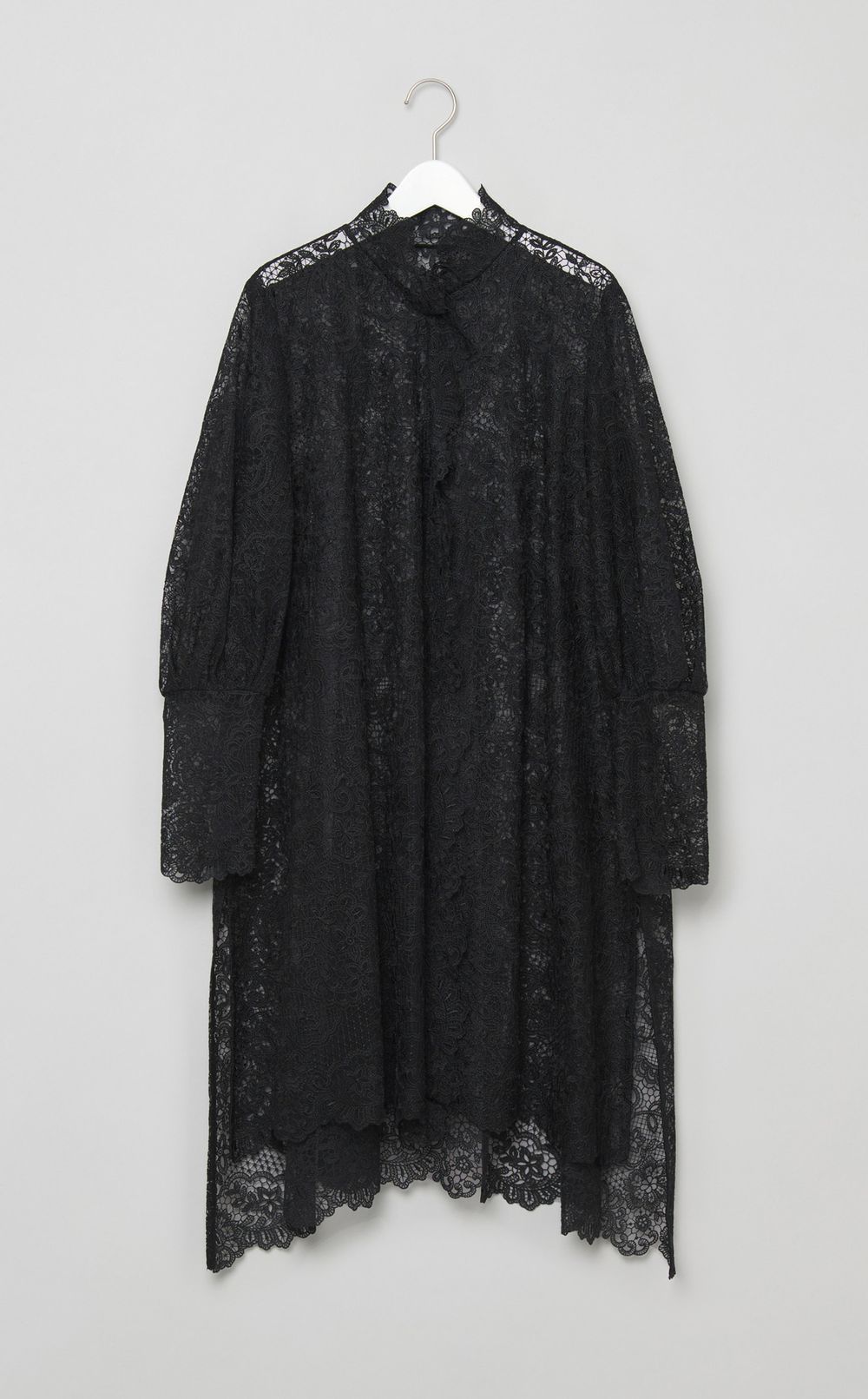 フロントフリルレースワンピース