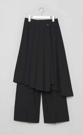 プリーツスカートレイヤードパンツ