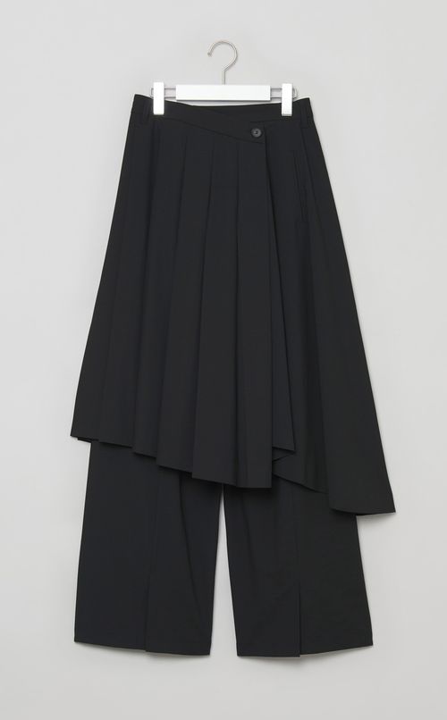 プリーツスカートレイヤードパンツ