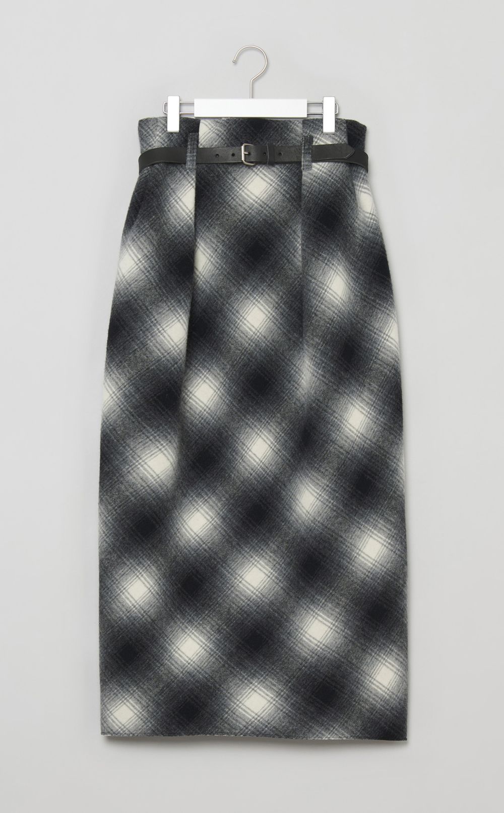 チェックバイヤスロングスカート