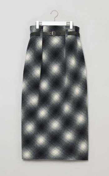 チェックバイヤスロングスカート