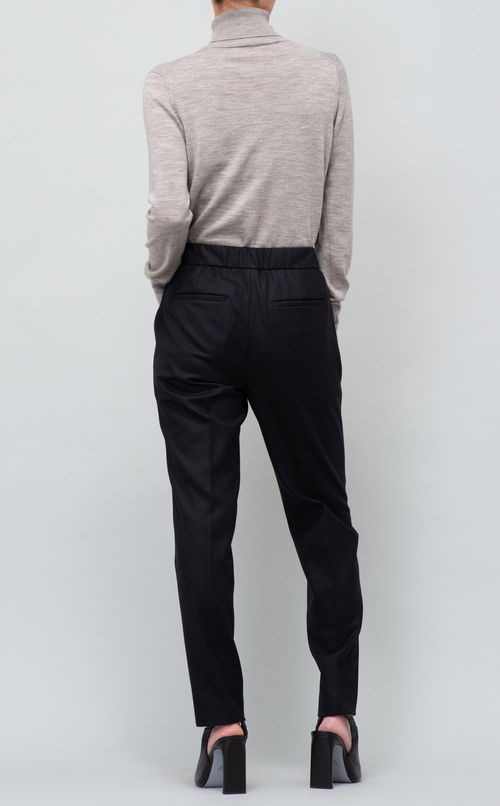 ウールテーパードスリムパンツ