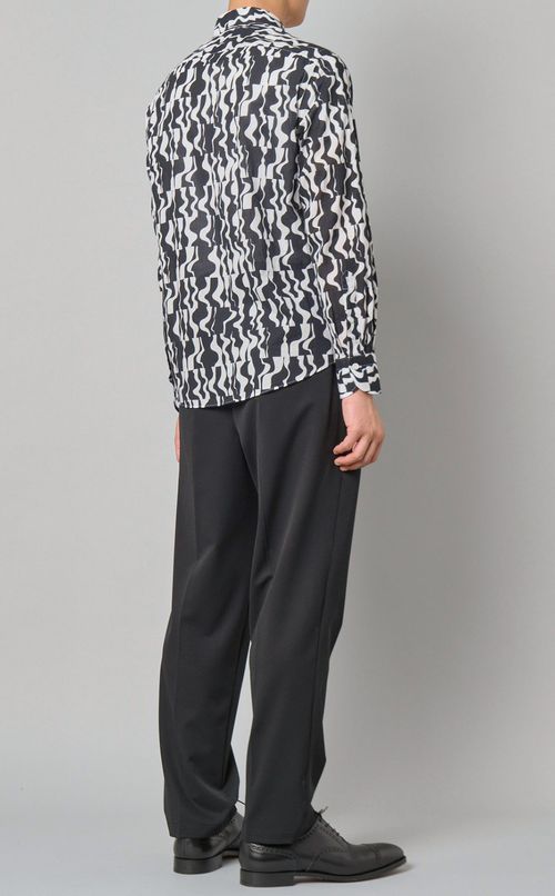 ジオメトリックプリントシャツ