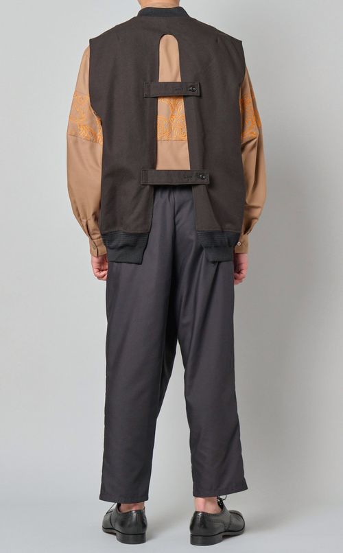 エンブロイダリーフライトベスト