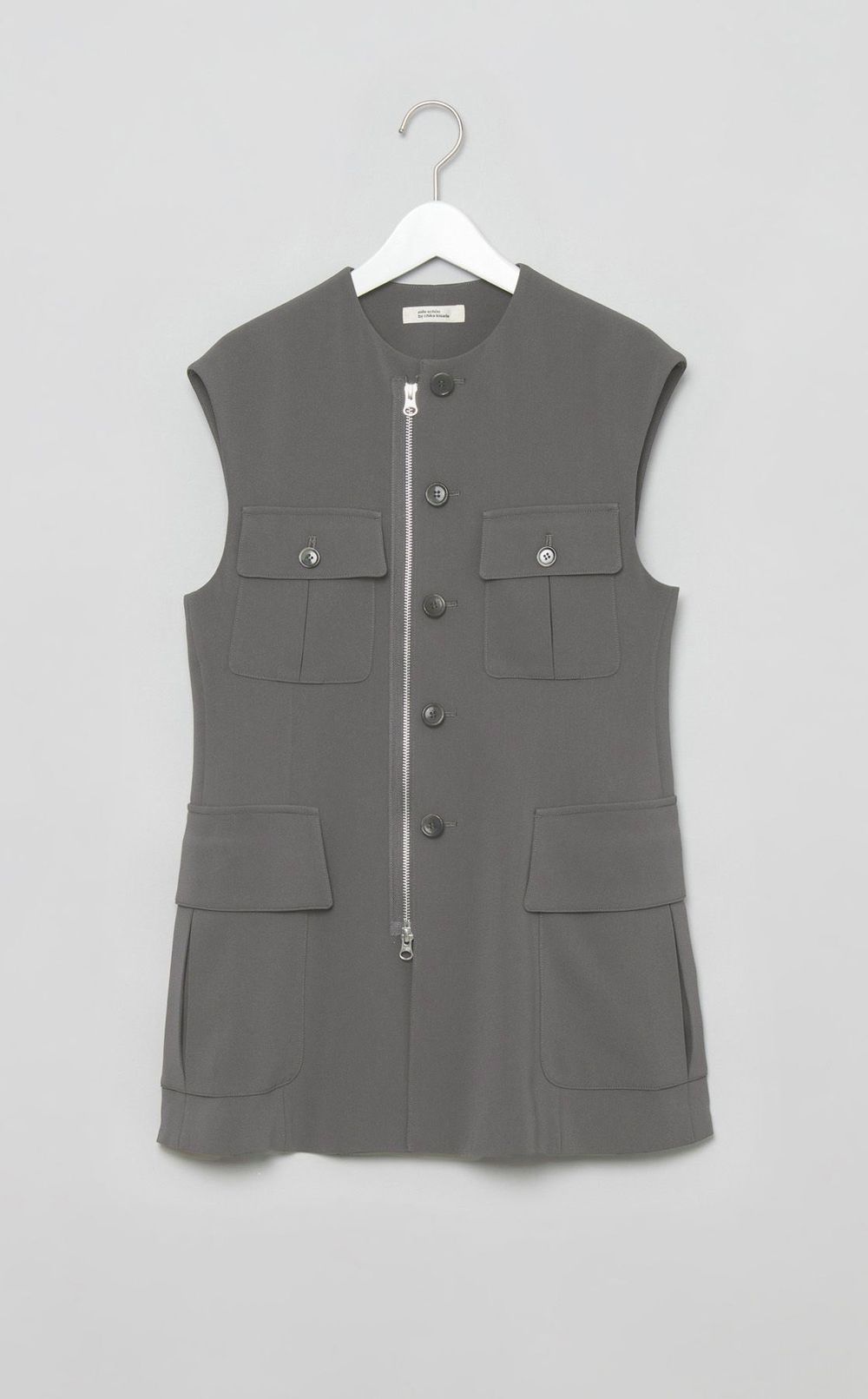 ジョーゼットノーカラーベスト