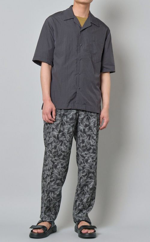 ナイロンスナップショートスリーブシャツ