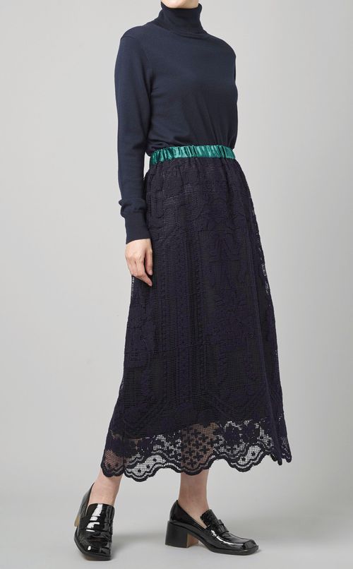 モチーフレーススカート