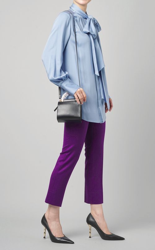 サテンボウタイブラウス