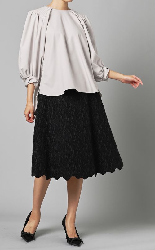 パフスリーブブラウス