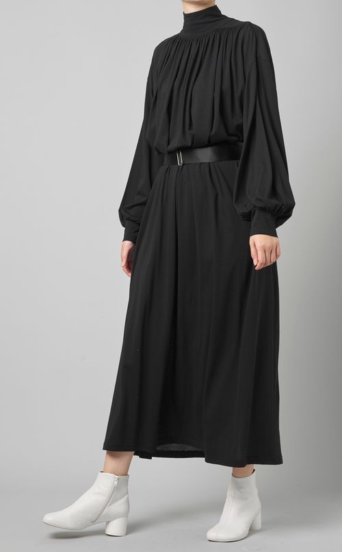 ベルト付ハイネックワンピース