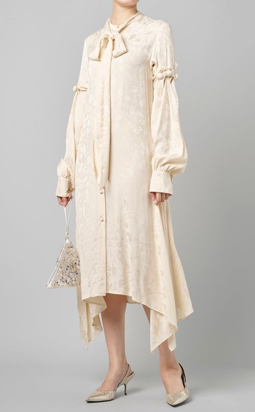 ボウタイワンピース