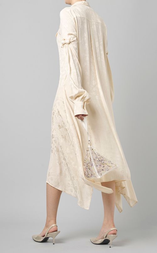 ボウタイワンピース