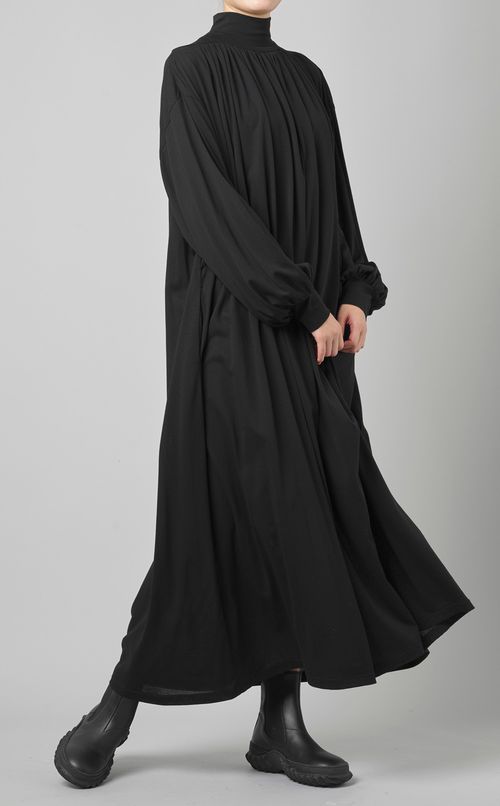 ベルト付ハイネックワンピース