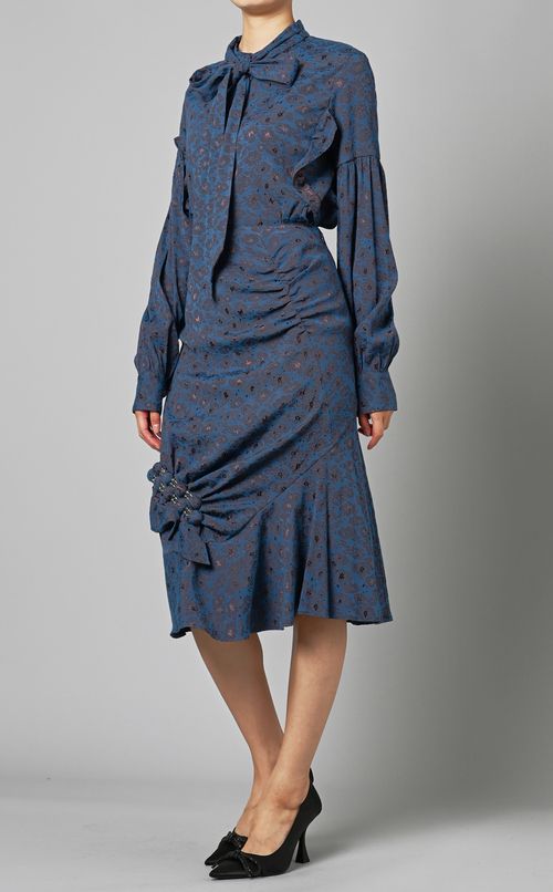 ヘムライン花柄ジャガードスカート