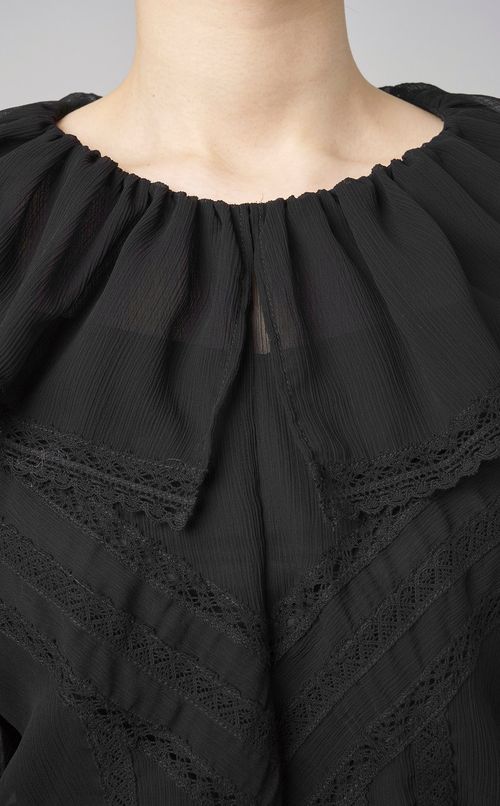 シフォンレースブラウス