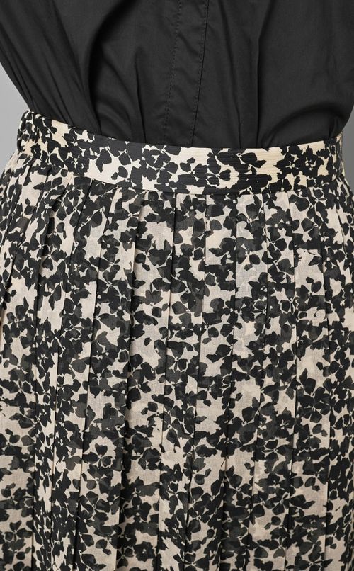 プリントフレアロングスカート