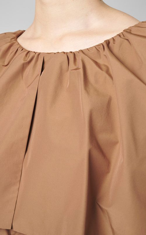 ケープ風フレアワンピース