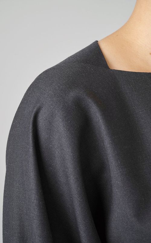 ストレッチウールプルオーバー