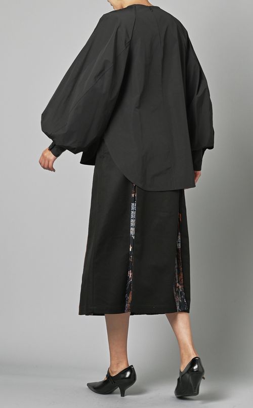 タイプライターボリュームスリーブブラウス