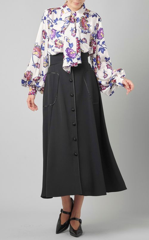 ウール混フロントボタンスカート