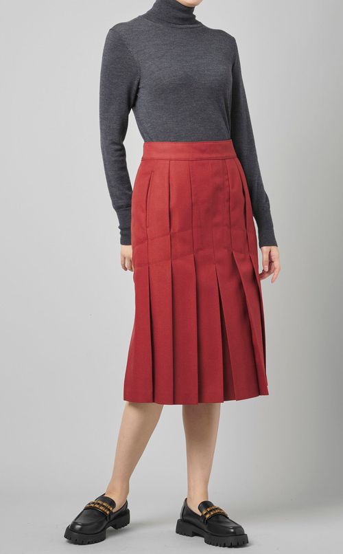 タックプリーツスカート