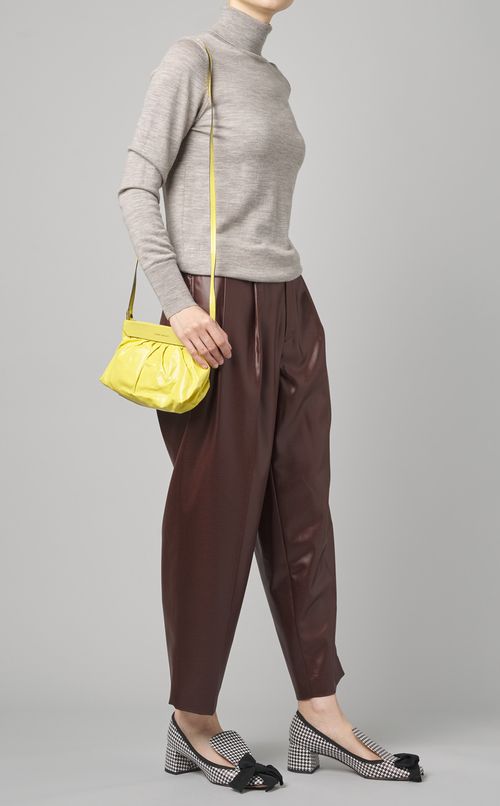 ダブルタックコクーンパンツ