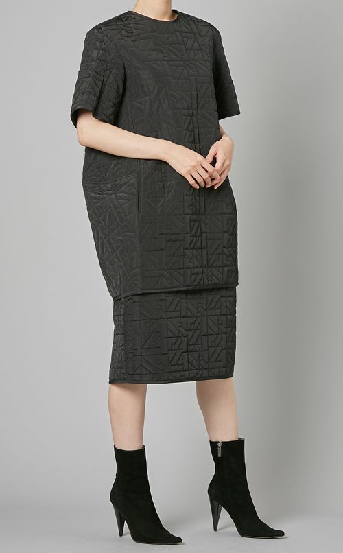 キルティングタイトスカート