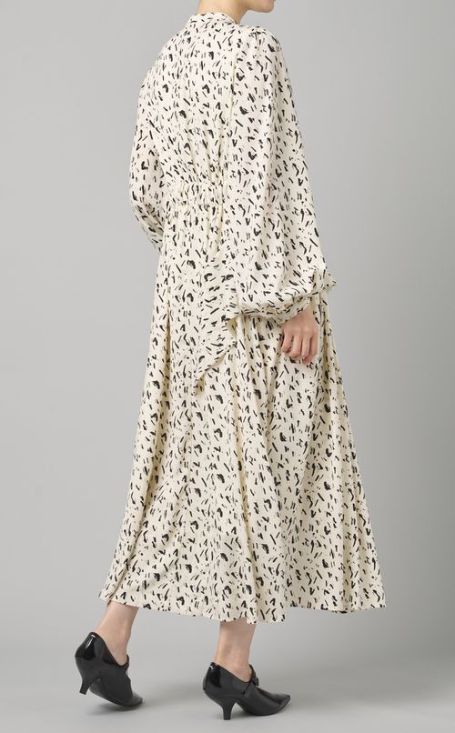 サイドラッフルワンピース