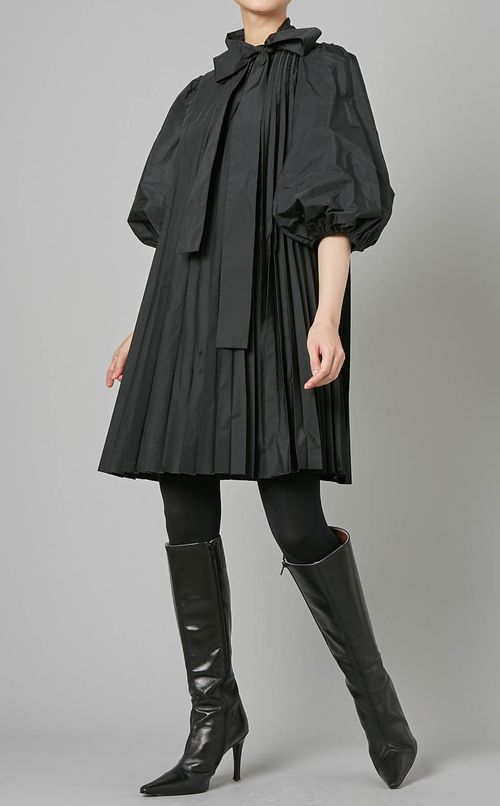 ボウタイタフタワンピース