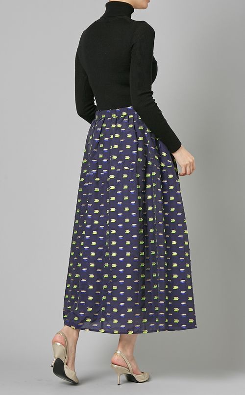 マルチジャガードスカート