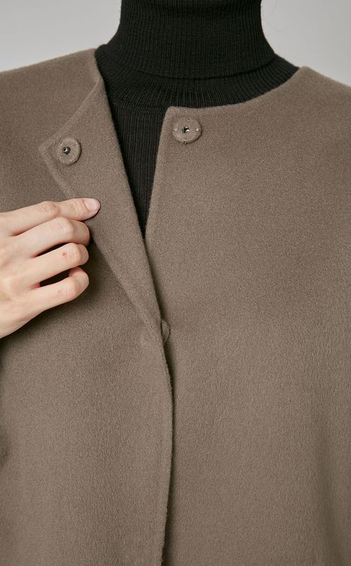 ウールケープコート