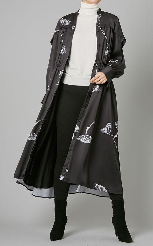 フラワープリントギャザーワンピース