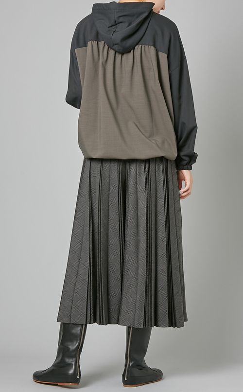 ハーフジップパーカー