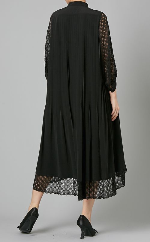 レーススリーブプリーツワンピース