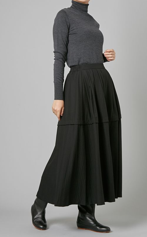 変形ボリュームスカート